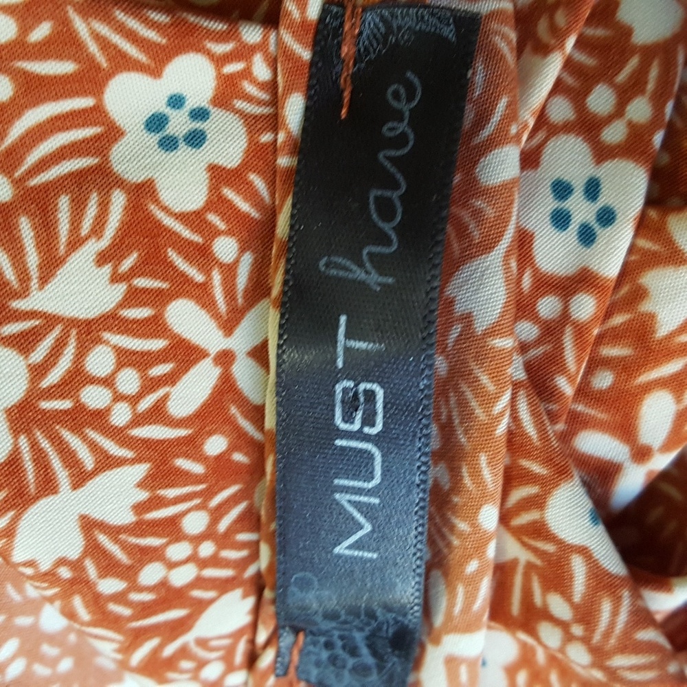 Rust Colored Rouched Lightweight Dress Keyhole - Picture 3 of 7